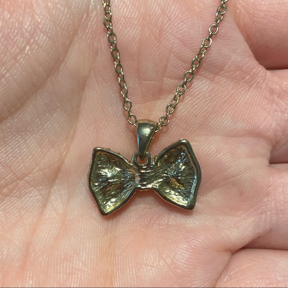 Mini Rhinestone Bow Tie Necklace Gold Tone - Picture 3 of 4